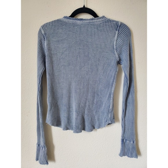 Free People FP One Colt Thermal Top Blue Waffle Knit Henley Medium Distressed - Picture 8 of 13